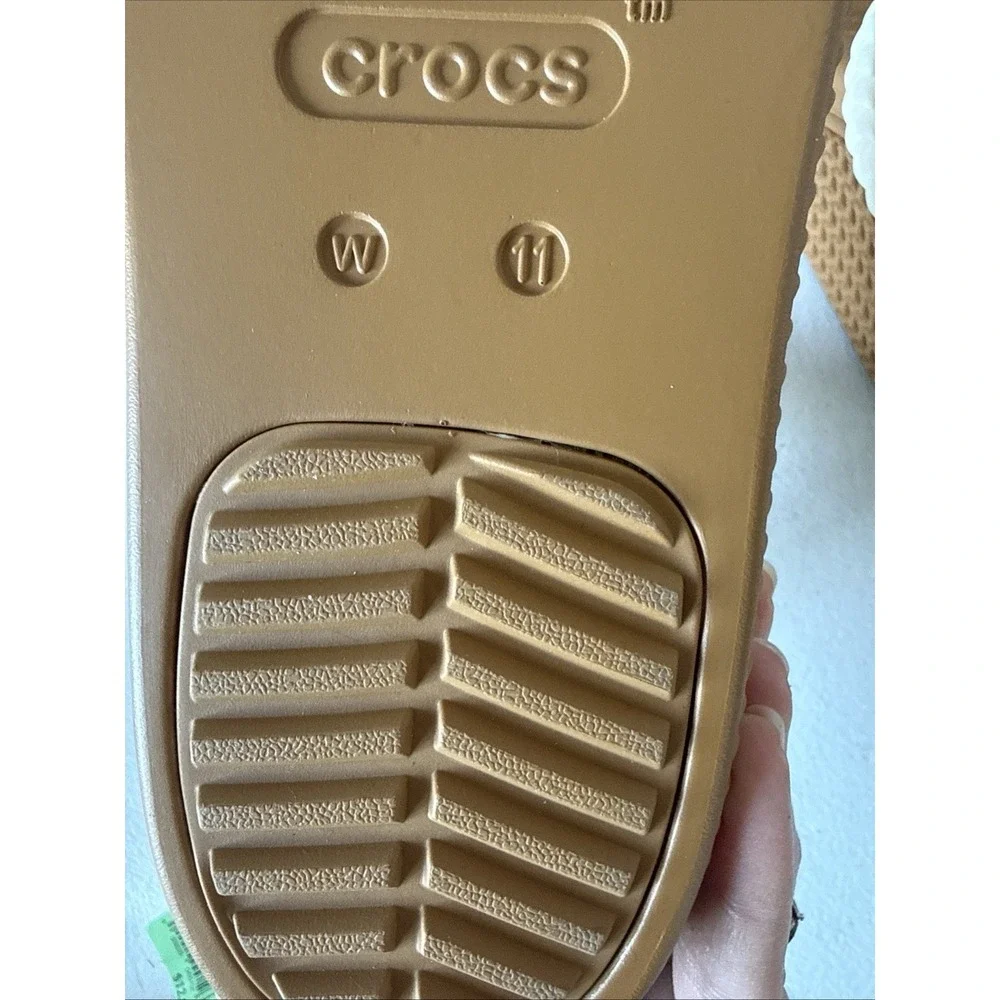 Crocs Sandals Wedge Heel Strappy Braided Women's Size 11  Beige Woven Platform